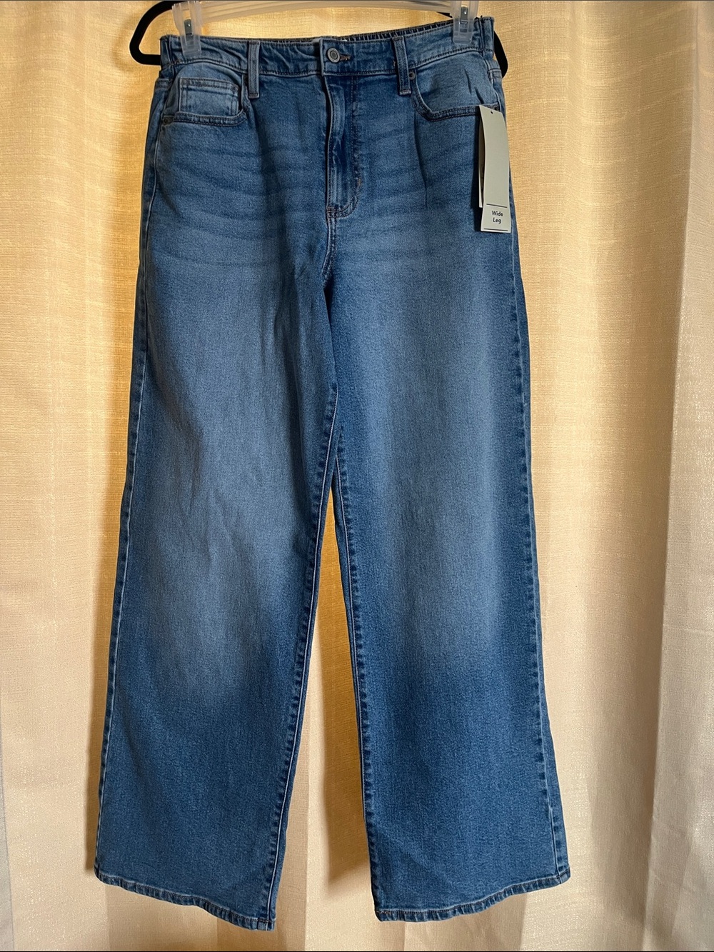 Women’s Classic Wide-Leg Blue Jeans